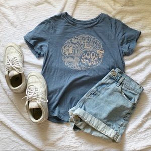 Short sleeve tee